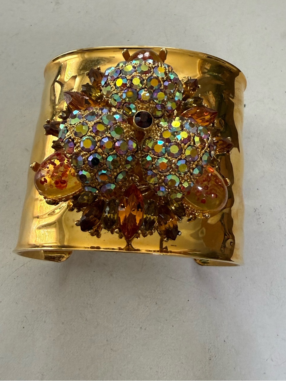 PRINCESS AMANDA BORGHESE Gold Rhinestone Cuff Bracelet